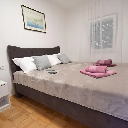 Appartement Maar By Interhome Malinska